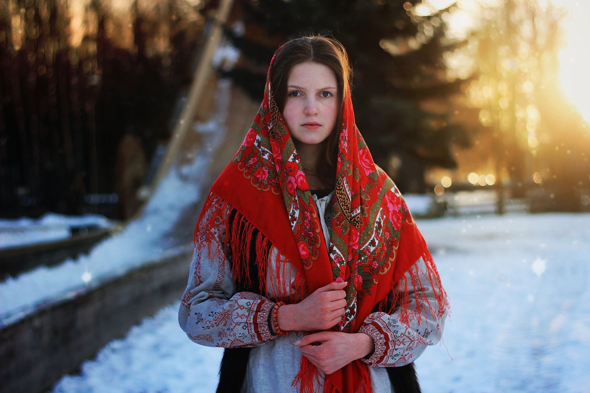 Girls in Slavic costumes in Aomyn