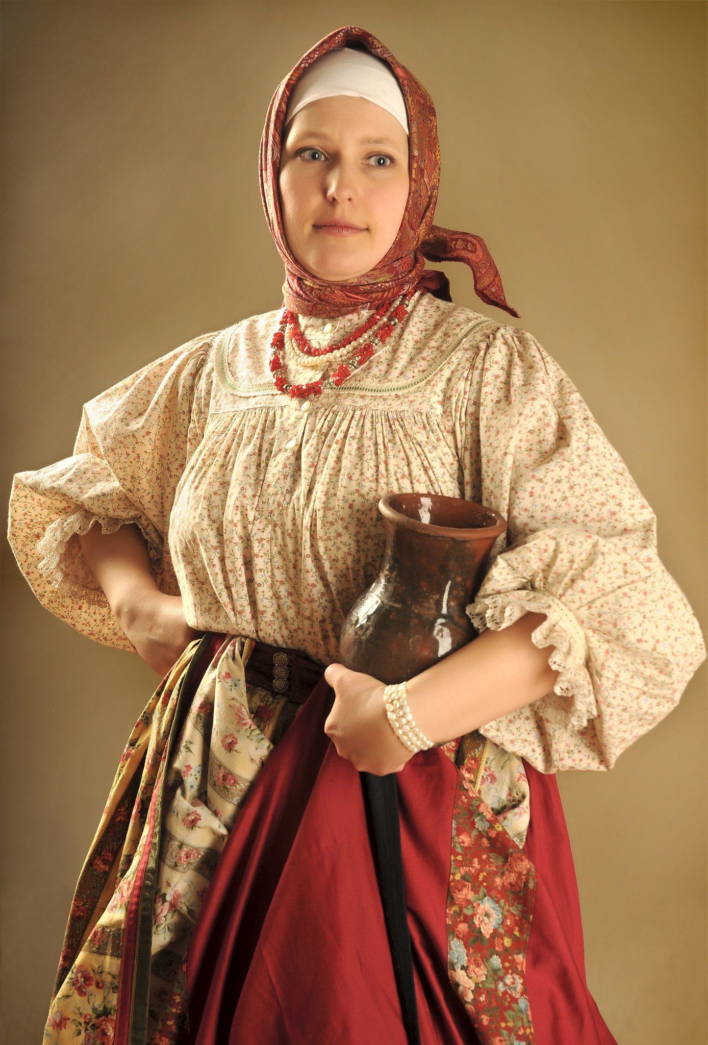 Girls in Slavic costumes in Aomyn