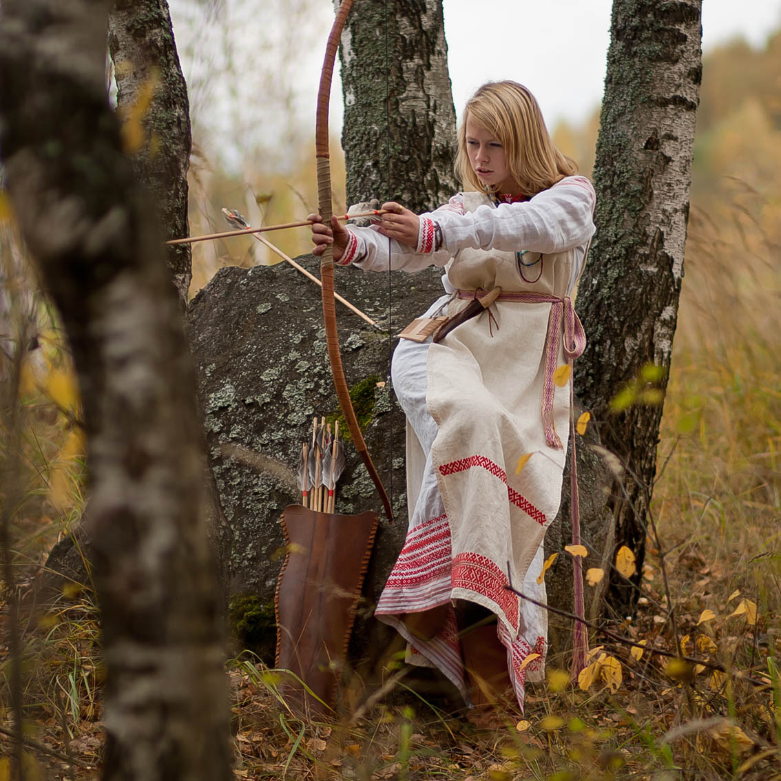 Sexy photo Girls in Slavic costumes in Aomyn